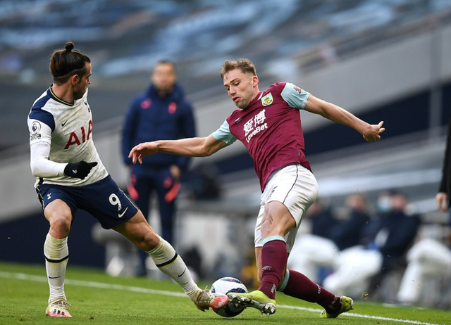 3分22秒，迪亚斯打破自己的哥伦比亚球员欧冠最快进球纪录