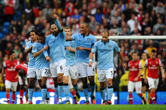 姆巴佩双响+库尔图瓦神扑！皇马3-0大胜重回正轨，阿诺德伤退成隐忧