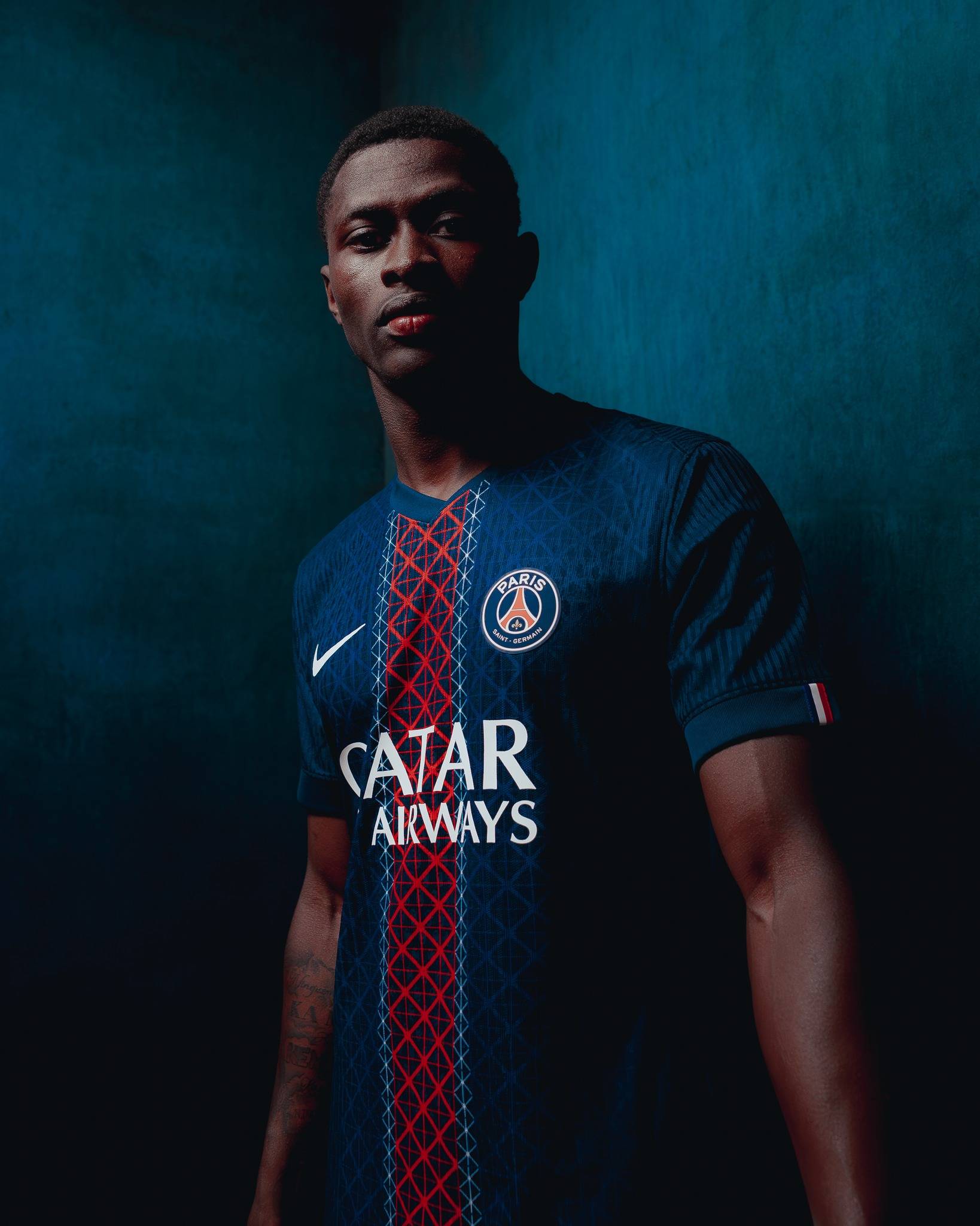 战狼队贡献2射1传！官方：B费当选英超第十五轮最佳球员