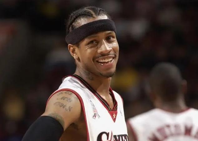 CBA全明星正赛-邹雨宸获MVP 北区大胜南区张宁谈MVP“拱手相让”：对得起来看我们球的人名宿投篮赛：朱芳雨14中12宝刀不老 南方队轻取北方队